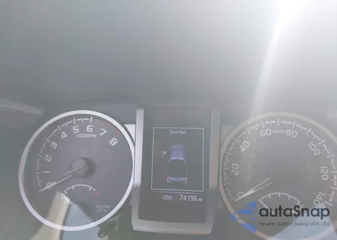 2018 Toyota Tacoma Sr5 V6 from USA, damaged, VIN 5TFAZ5CN3JX068543